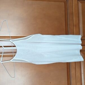 White Lululemon tank top in a size 4.